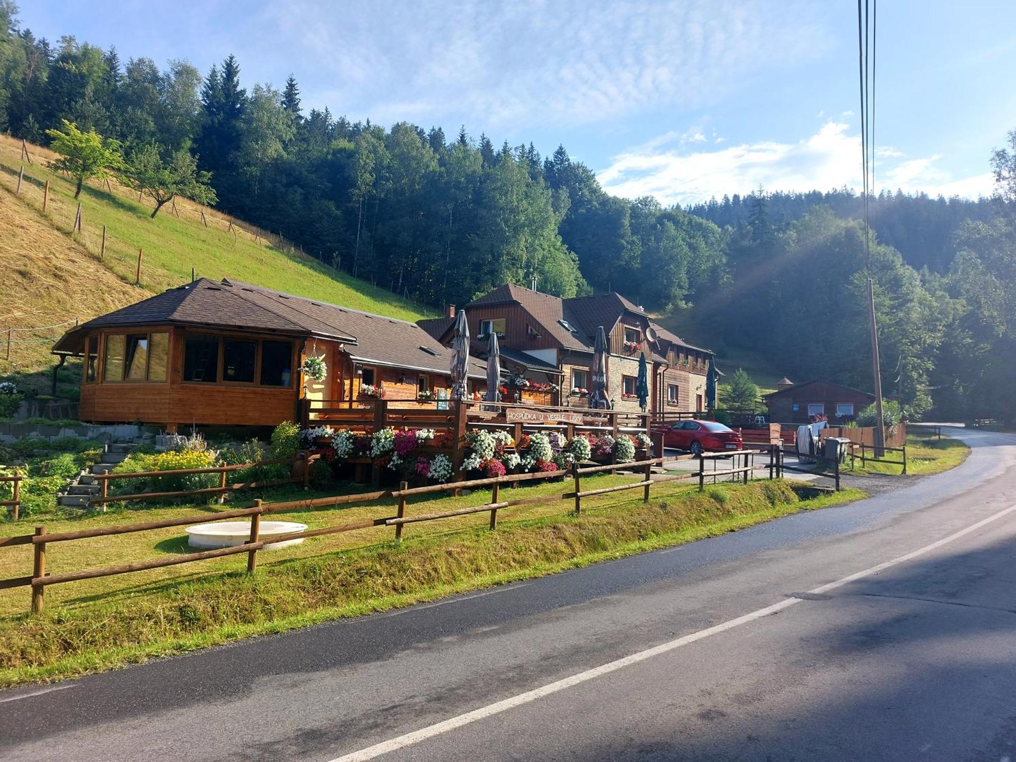 Hutisko 維塞勒利斯奇旅馆酒店 外观 照片